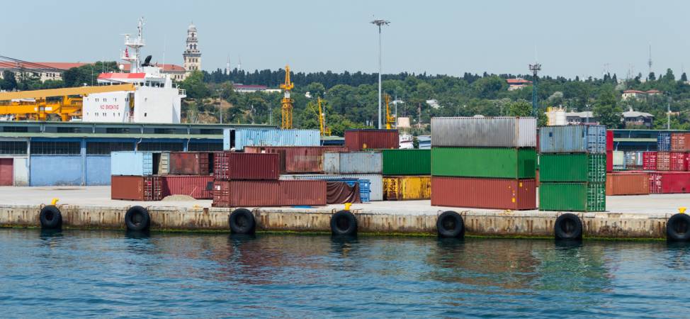 Why Most Companies Use Brokers to Buy Cargo Insurance Why Most Companies Use Brokers to Buy Cargo Insurance